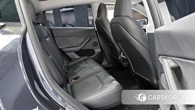 Tesla Model Y 2024 Серый из Кореи, фото 3