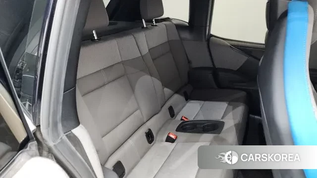 BMW i3 2019 Песочный из Кореи, фото 3