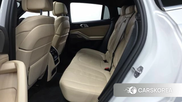 BMW X6 (G06) 2021 Белый из Кореи, фото 3