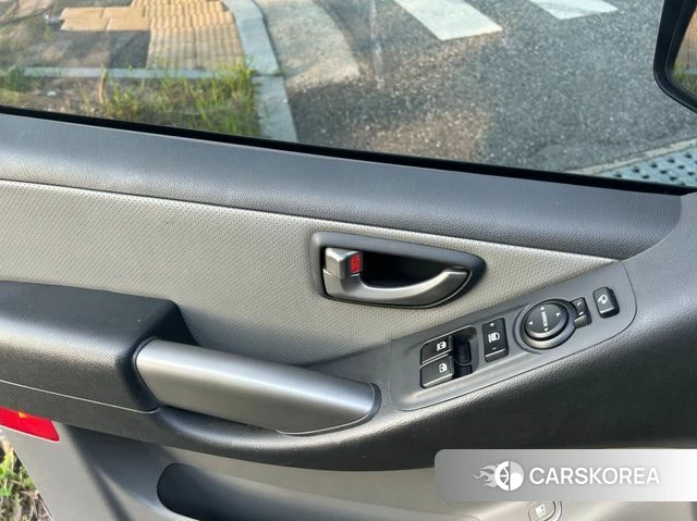 Hyundai The New Grand Starex 2019 Черный из Кореи, фото 3