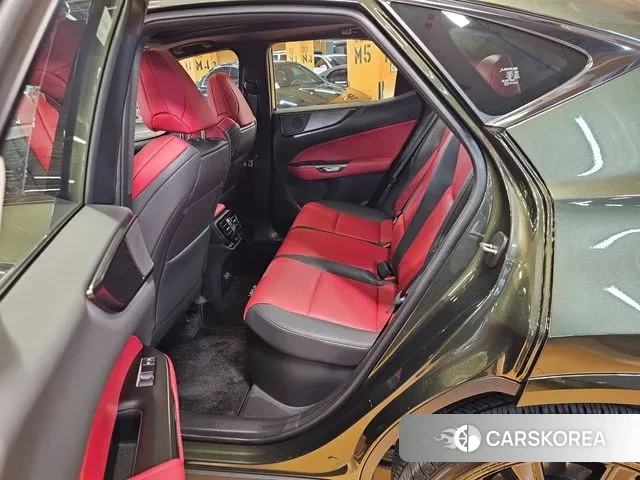 Lexus NX450h + 2nd generation 2025 Темно-зеленый из Кореи, фото 3