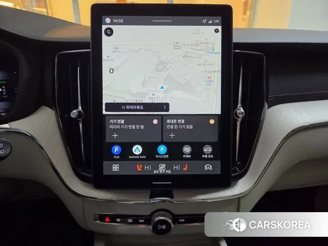 Volvo XC60 second Generation 2025 Белый из Кореи, фото 3