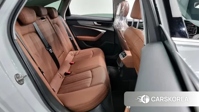 Audi A6 (C8) 2020 Белый из Кореи, фото 3