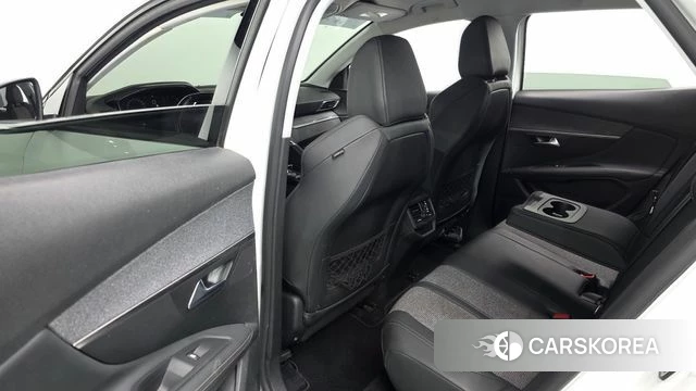 Peugeot 3008 second generation 2019 Белый из Кореи, фото 3