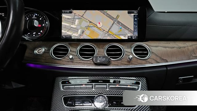 Mercedes-Benz E-Class W213 2019 Белый из Кореи, фото 3