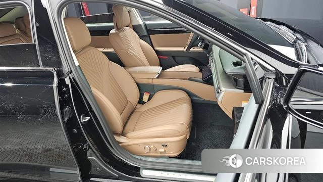 Hyundai Grandeur Hybrid (GN7) 2025 Черный из Кореи, фото 3