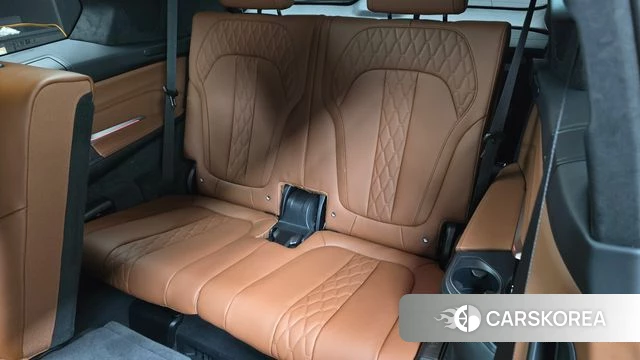 BMW X7 (G07) 2026 Черный из Кореи, фото 3