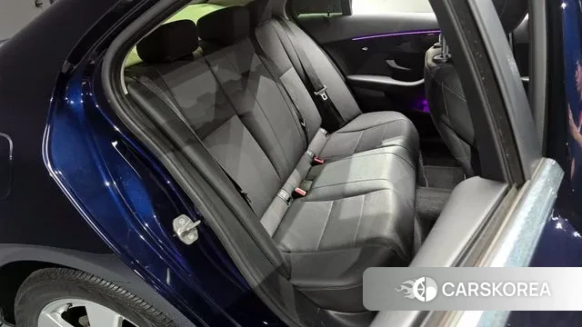 Mercedes-Benz C-Class W205 2018 Синий из Кореи, фото 3