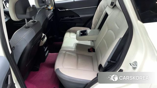 Ssangyong Torres EVX 2024 Белый из Кореи, фото 3