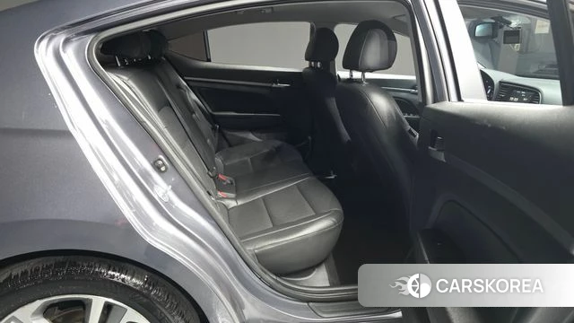 Hyundai Avante AD 2018 Серый из Кореи, фото 3