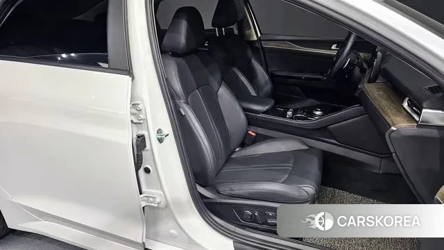 Kia K5 3rd generation 2021 Белый из Кореи, фото 3