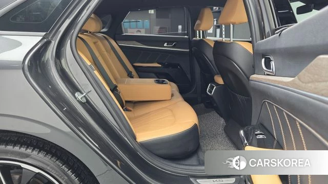 Kia K5 3rd generation 2023 Серый из Кореи, фото 3