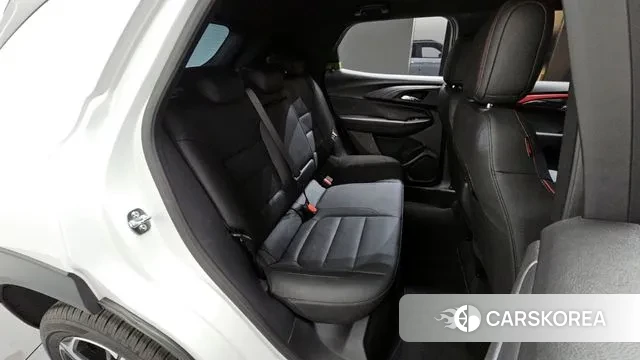 Chevrolet (GM Daewoo) The New Trail Blazer 2024 Белый из Кореи, фото 3