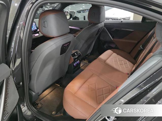 BMW 5 Series (G60) 2025 Серый из Кореи, фото 3