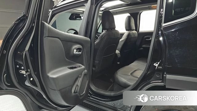 Jeep Renegade 2022 Черный из Кореи, фото 3