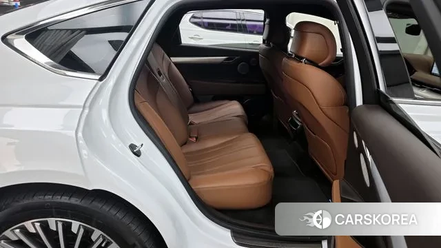 Genesis Electrified G80 (RG3) 2023 Белый из Кореи, фото 3