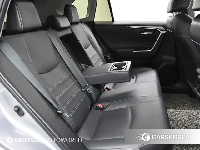 Toyota RAV4 5th Generation 2020 Серебристо-серый из Кореи, фото 3