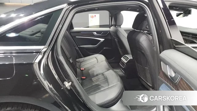 Audi A6 (C8) 2019 Черный из Кореи, фото 3