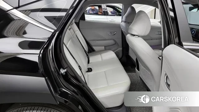 Hyundai Kona (SX2) 2024 Черный из Кореи, фото 3