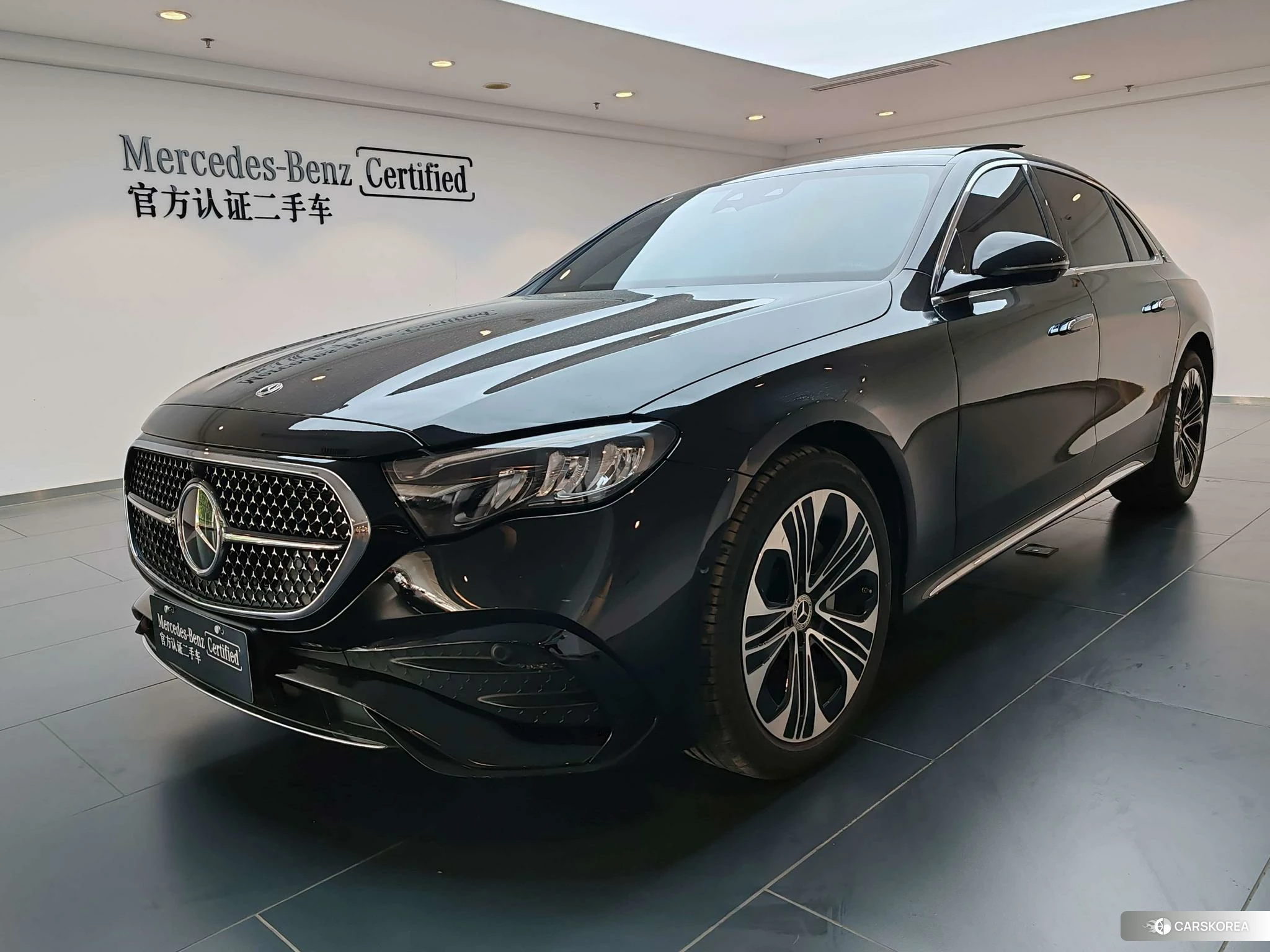 Mercedes-Benz E-class 2023 Черный из Китая, фото 3