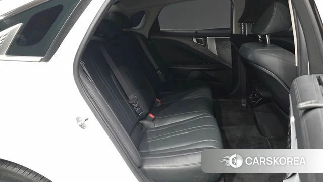 Kia K8 2023 Белый из Кореи, фото 3