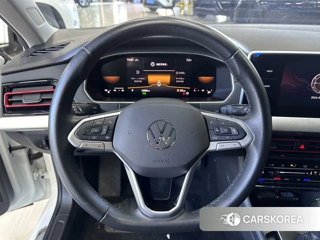 Volkswagen Lavida 2023 Белый из Китая, фото 3