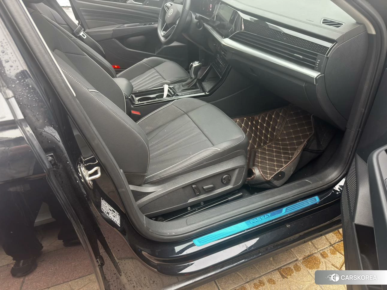 Volkswagen Passat 2023 Черный из Китая, фото 3