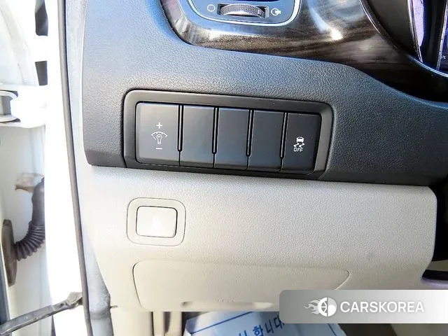 Kia The New Carnival 2018 Белый из Кореи, фото 3