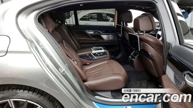 BMW 7 Series (G11) id 2689550 из Кореи 3