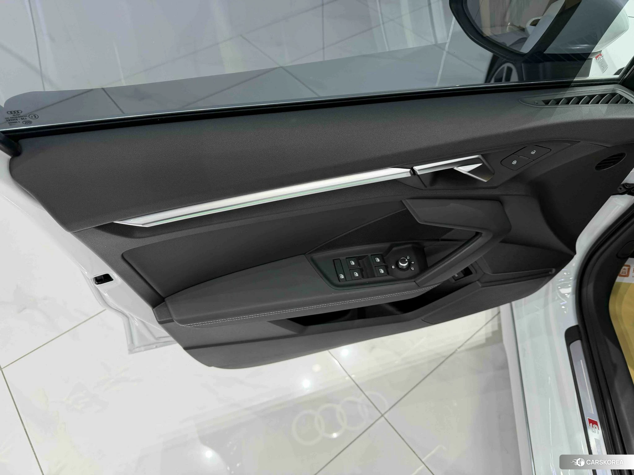 Audi A3 2022 Белый из Китая, фото 3