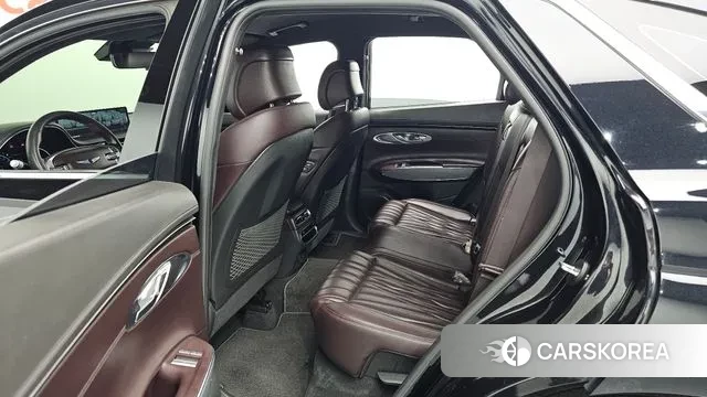 Genesis GV70 2021 Черный из Кореи, фото 3