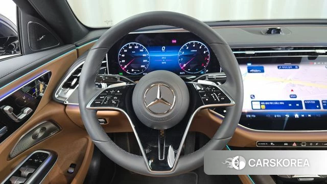 Mercedes-Benz E-Class W214 2026 Синий из Кореи, фото 3