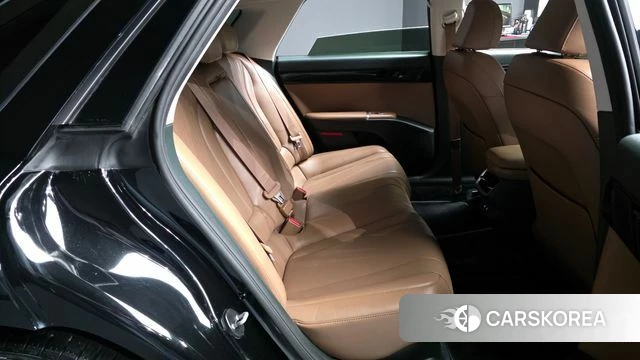 Hyundai Grandeur Hybrid (GN7) 2023 Черный из Кореи, фото 3