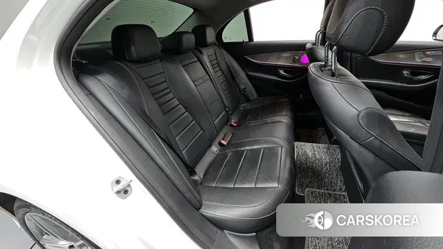 Mercedes-Benz E-Class W213 2018 Белый из Кореи, фото 3