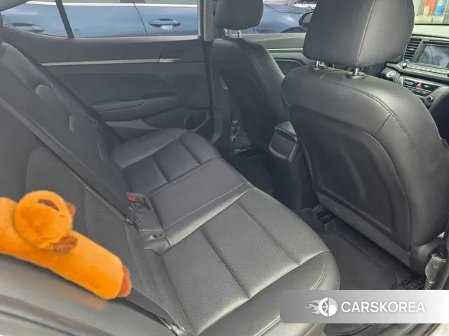 Hyundai Avante AD 2018 Белый из Кореи, фото 3