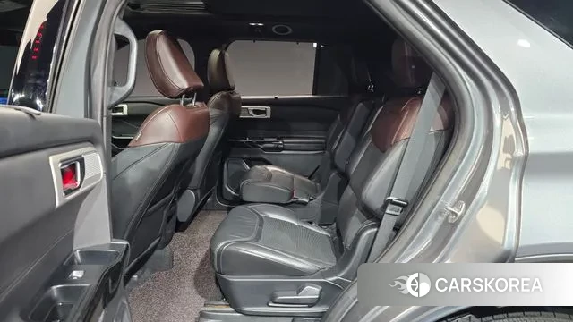 Ford Explorer 6th Generation 2021 Серый из Кореи, фото 3