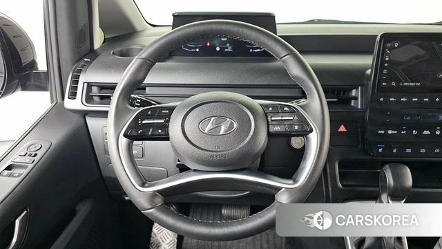 Hyundai Staria 2023 Черный из Кореи, фото 3