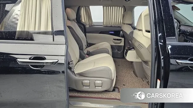 Kia Carnival 4th generation 2022 Черный из Кореи, фото 3