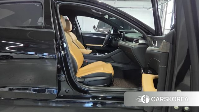 Kia K5 3rd generation 2022 Черный из Кореи, фото 3