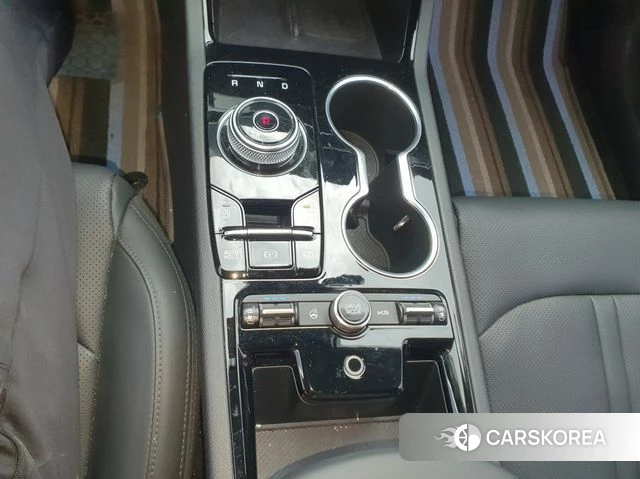 Kia The New K5 3rd generation 2024 Белый из Кореи, фото 3