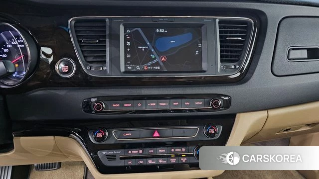 Kia The New Carnival 2018 Белый из Кореи, фото 3