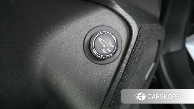 Chevrolet (GM Daewoo) The New Trail Blazer 2023 Черный из Кореи, фото 3