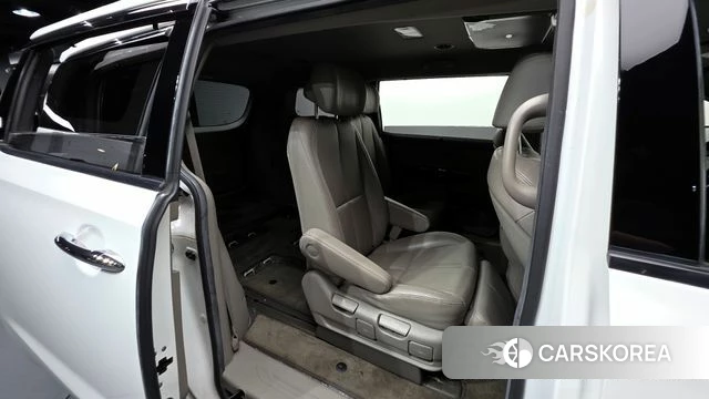 Kia All New Carnival 2018 Белый из Кореи, фото 3