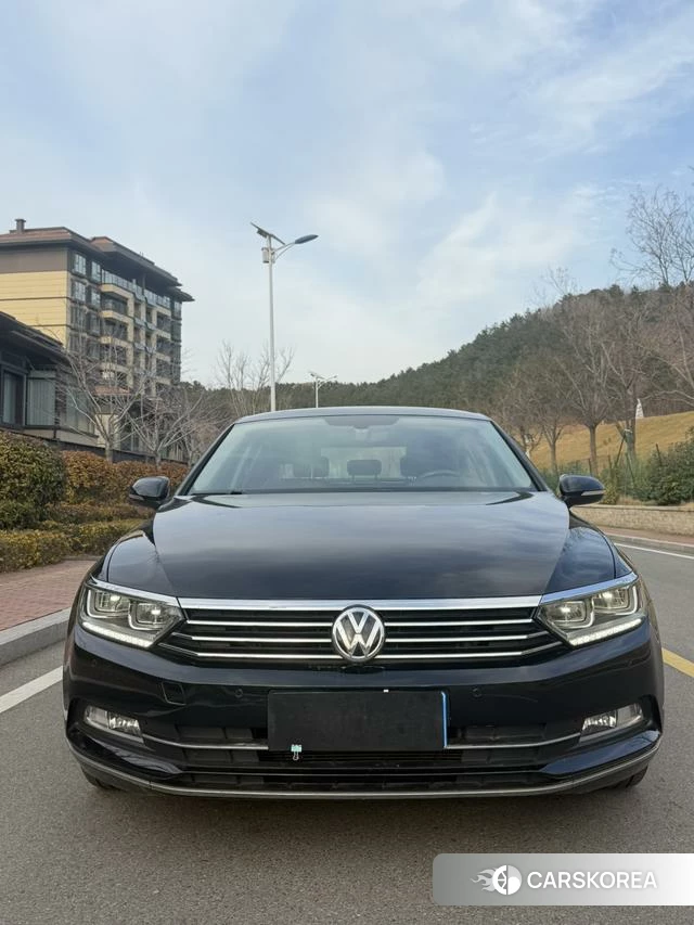 Volkswagen Magotan 2018 Черный из Китая, фото 3