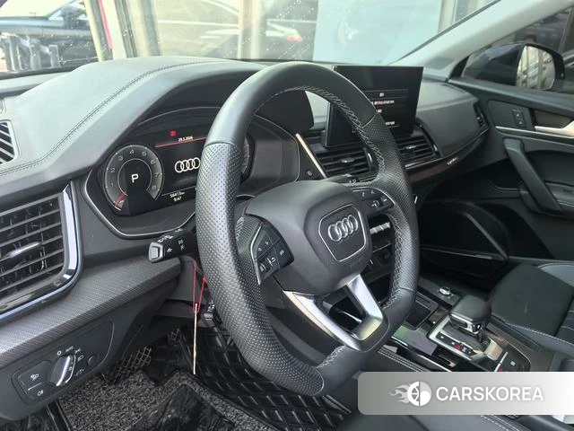 Audi Q5L 2023 Черный из Китая, фото 3