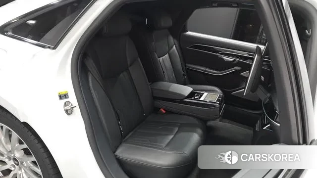 Audi A8 (D5) 2021 Белый из Кореи, фото 3