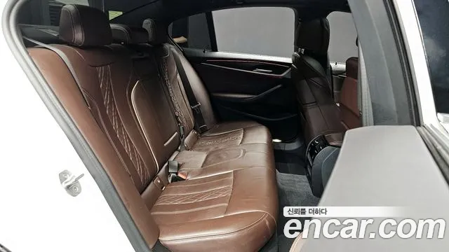 BMW 5 Series (G30) 2021 Белый из Кореи, фото 3