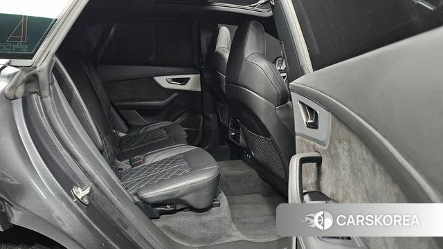 Audi Q8 (4M) 2020 Серый из Кореи, фото 3