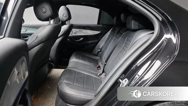 Mercedes-Benz E-Class W213 2021 Черный из Кореи, фото 3