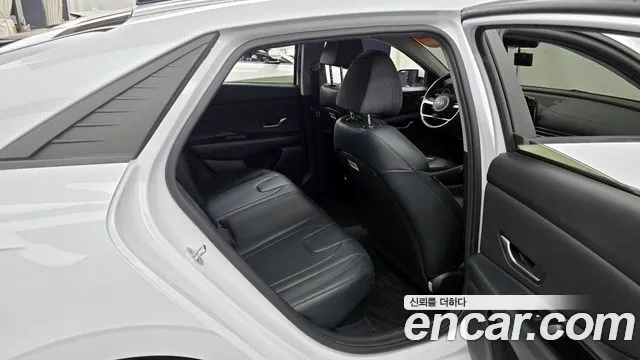 Hyundai Avante Hybrid (CN7) 2021 Белый из Кореи, фото 3